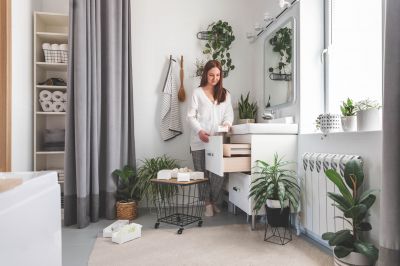 Space-saving Storage